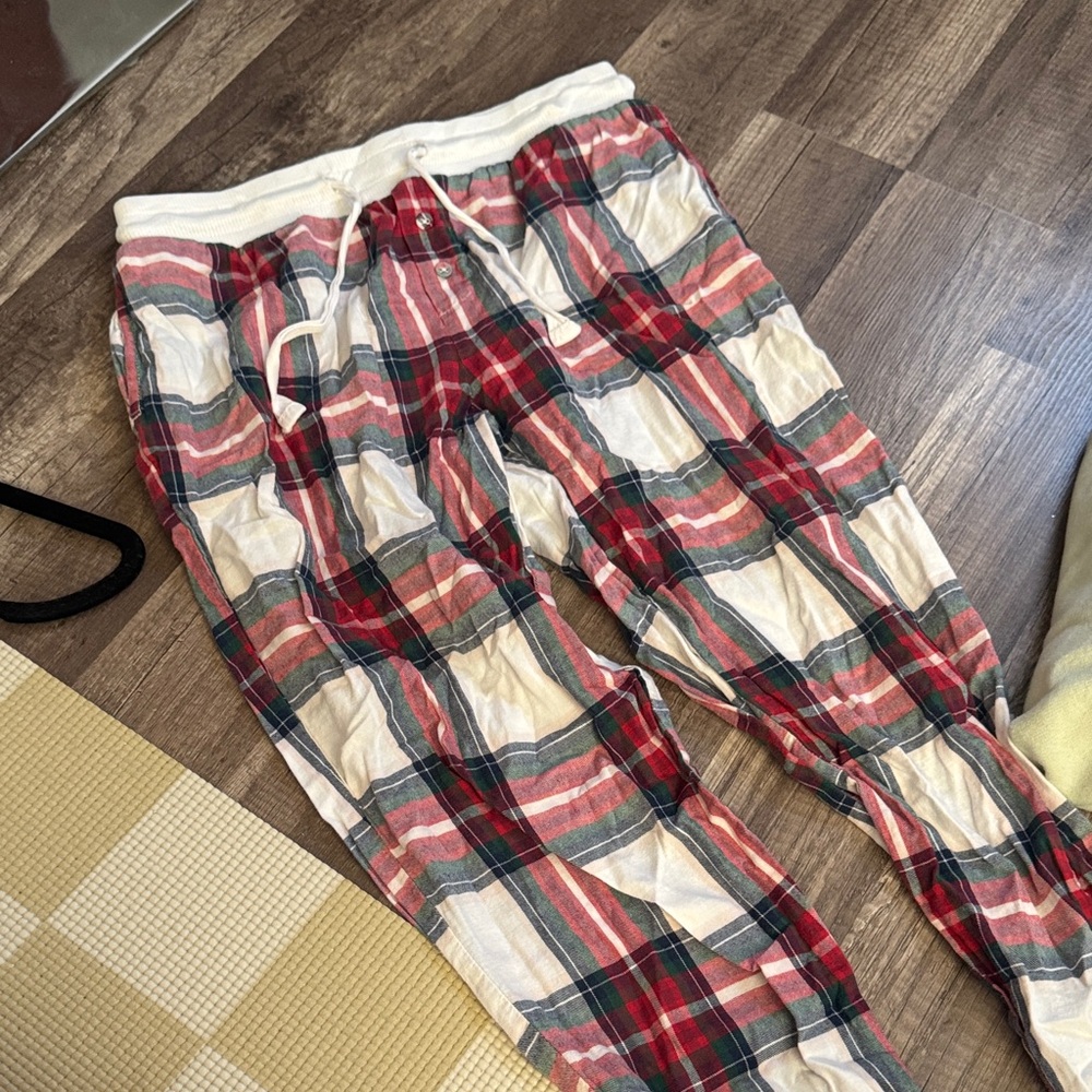 Stars Above Plaid Sweatpants in Red, White, and Green